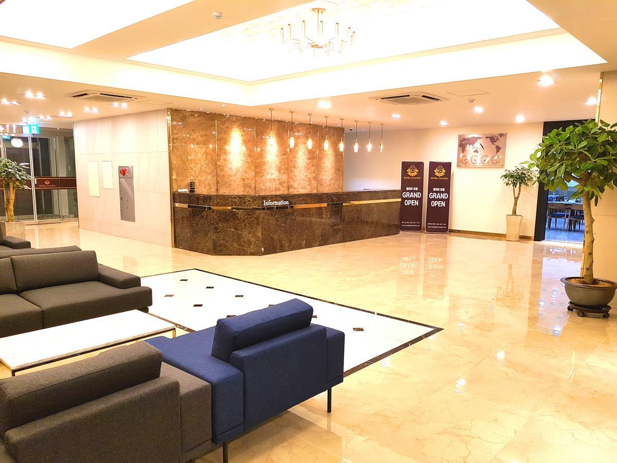 Gallery Tourist Hotel ชองจู ภายนอก รูปภาพ