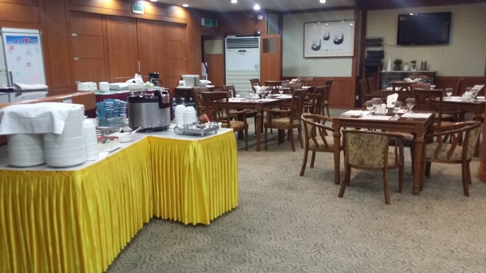 Gallery Tourist Hotel ชองจู ภายนอก รูปภาพ